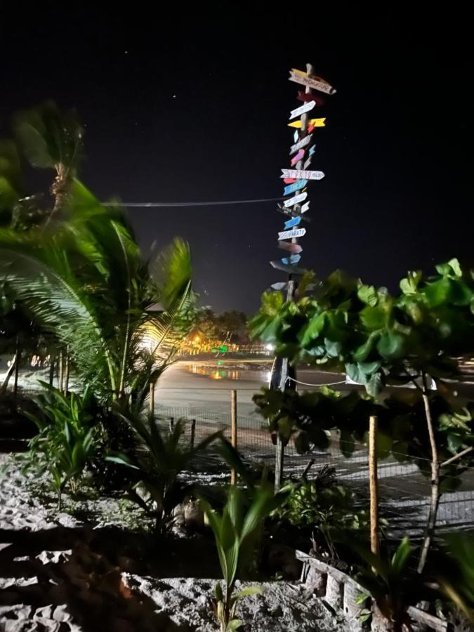 Vila Dos Gnomos Paraiso Mistico Pe Na Areia Ilhéus Eksteriør bilde